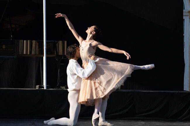 67 Spectacle dimanche Les Etoiles au château Septembre 2023 Crédit Edouard Brane 83