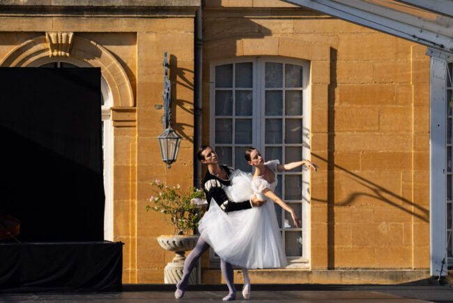 76 Spectacle dimanche Les Etoiles au château Septembre 2023 Crédit Edouard Brane 36