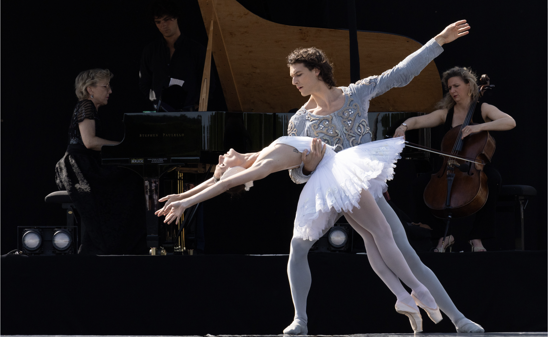 la nouvelle république alexandra cardinale hugo marchand pour la danse