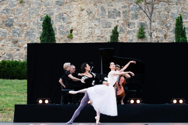 23 Représetantion 8 juin Les Etoiles au Château Domaine de Fabrègues Crédit Edouard Brane 11