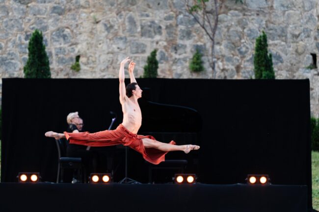 32 Représetantion 8 juin Les Etoiles au Château Domaine de Fabrègues Crédit Edouard Brane 29