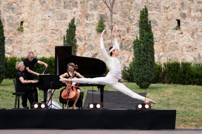 57 Représetantion 9 juin Les Etoiles au Château Domaine de Fabrègues Crédit Edouard Brane 3