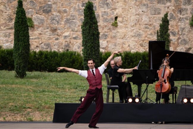 76 Représetantion 9 juin Les Etoiles au Château Domaine de Fabrègues Crédit Edouard Brane 26
