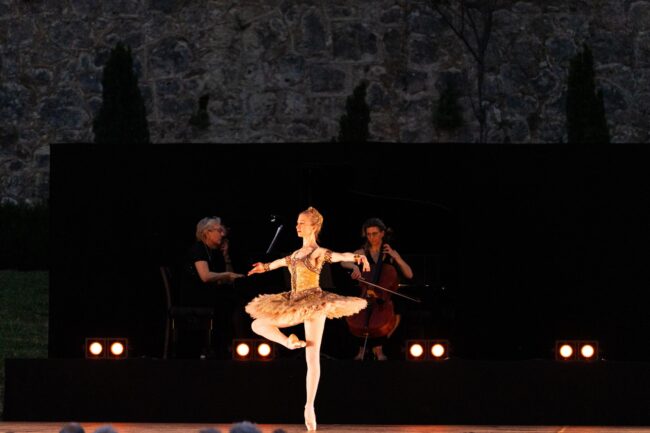 82 Représetantion 8 juin Les Etoiles au Château Domaine de Fabrègues Crédit Edouard Brane 74