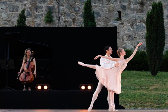 91 Représetantion 8 juin Les Etoiles au Château Domaine de Fabrègues Crédit Edouard Brane 40