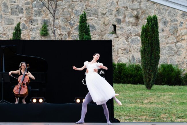92 Représetantion 8 juin Les Etoiles au Château Domaine de Fabrègues Crédit Edouard Brane 12
