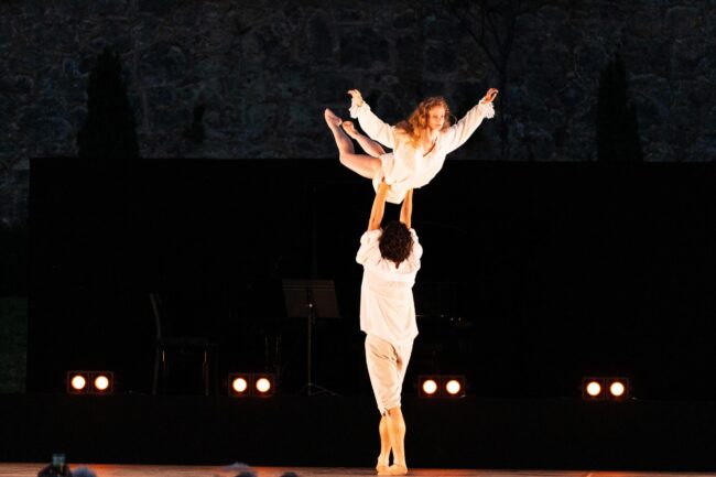 97 Représetantion 8 juin Les Etoiles au Château Domaine de Fabrègues Crédit Edouard Brane 83