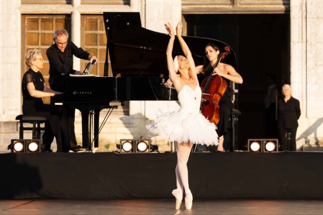 140 Représentation 21 juillet Chambord Les Etoiles au chateau Crédit Edouard Brane 81
