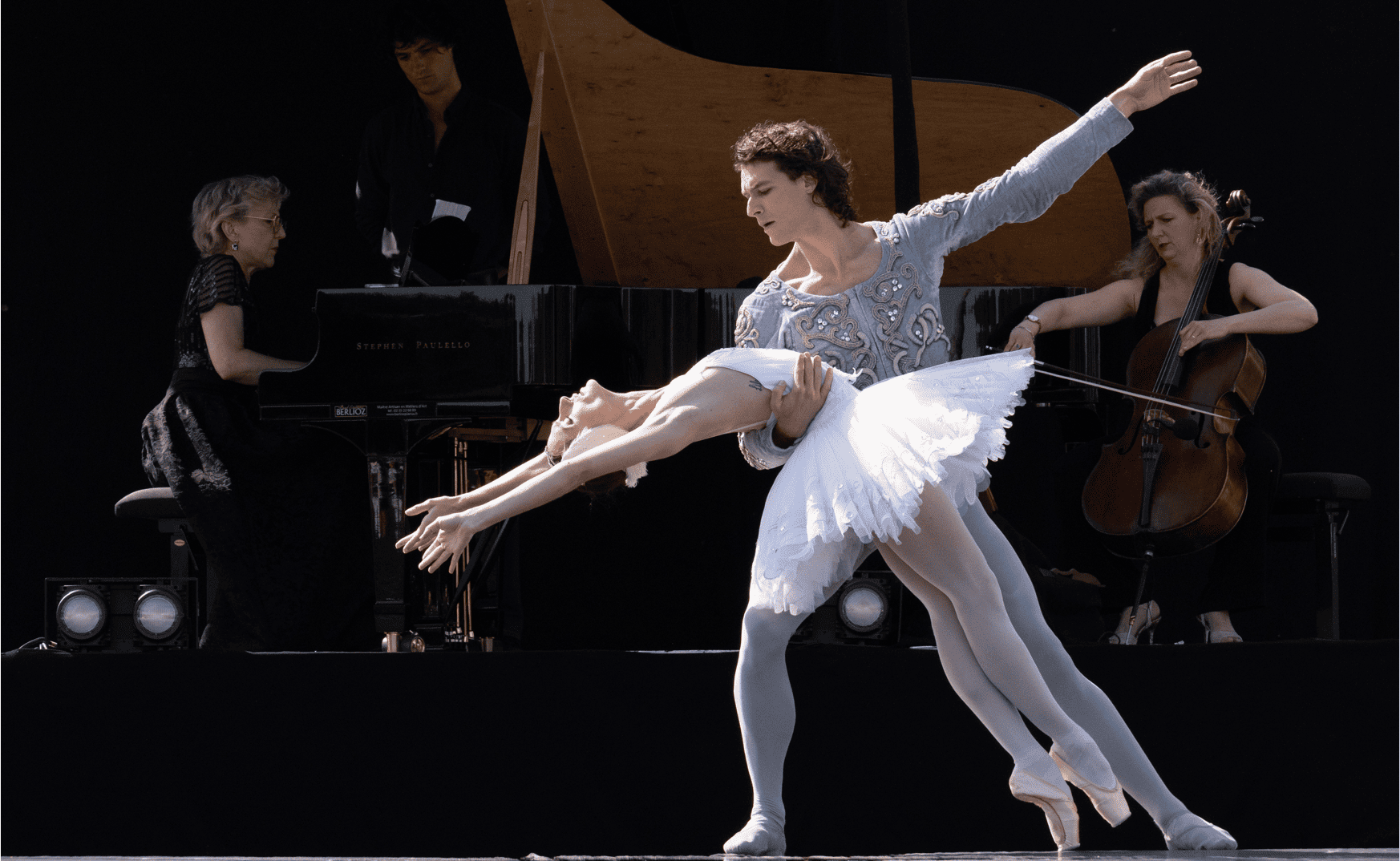 Figaro Madame alexandra cardinale hugo marchand pour la danse