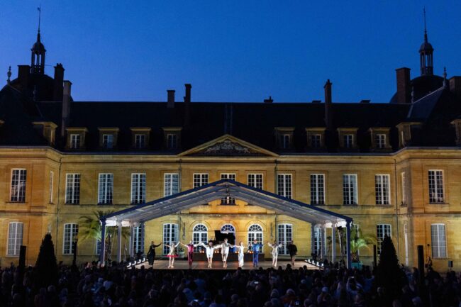 116 Représentation 1 Château de Digoine Crédit Edouard Brane 128