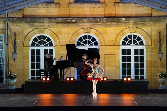 123 Représentation 1 Château de Digoine Crédit Edouard Brane 106