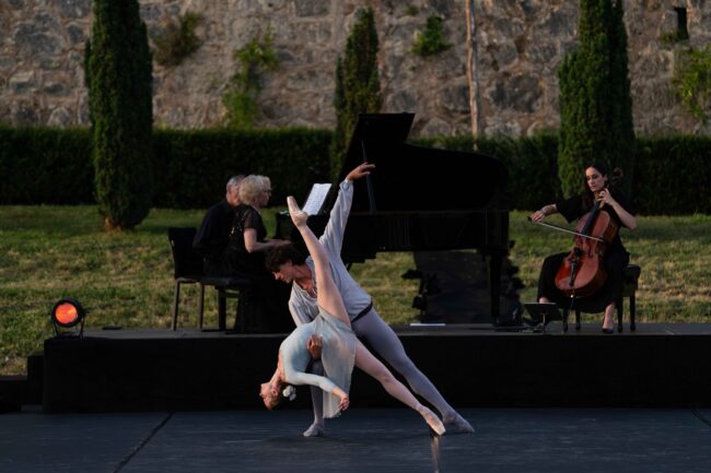 47 Représentation 14 juin Les Etoiles au Château Fabrègues Crédit Edouard Brane 12