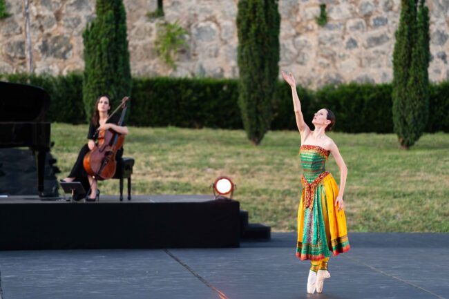 82 Représentation 14 juin Les Etoiles au Château Fabrègues Crédit Edouard Brane 24