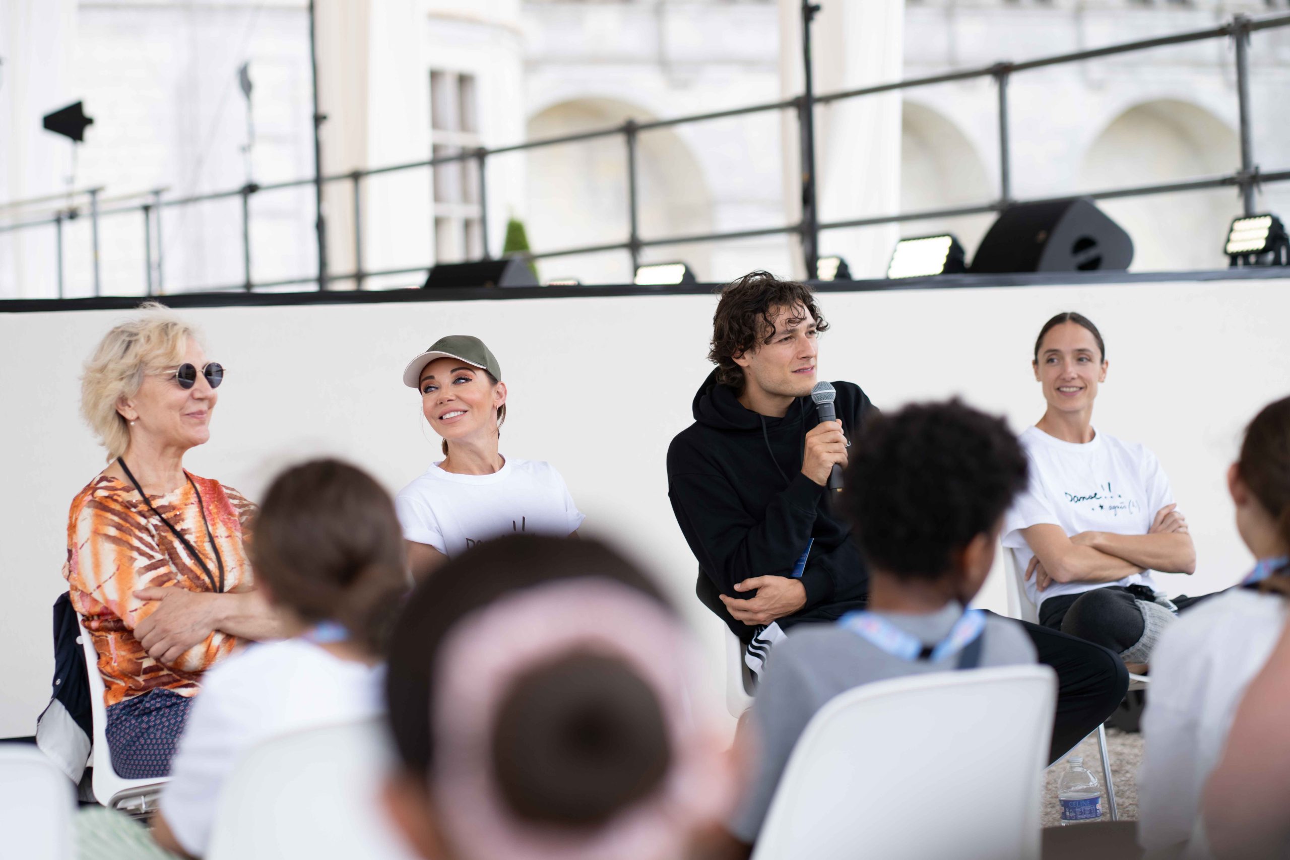 102 Temps d'échange Juillet 25 Les Etoiles au Château Crédit Edouard Brane 3