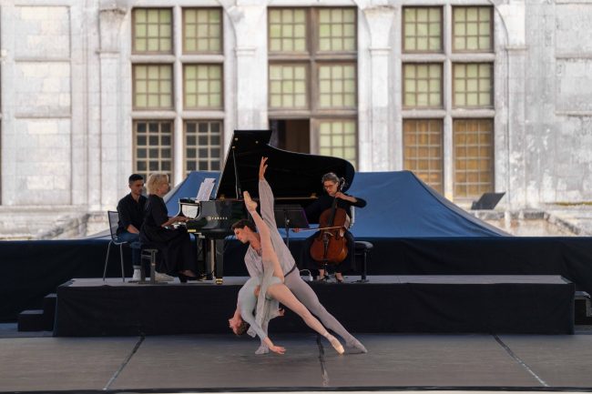 16 Représentation 1 Les Etoiles au château Chambord Juillet 2025 Crédit Edouard Brane 11