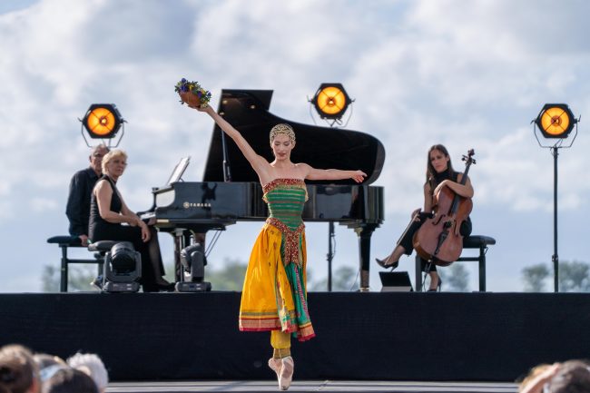 93 Représentations Les Etoiles au château Mont Saint Michel Crédit Edouard Brane 59